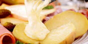 Queijo raclette e batata