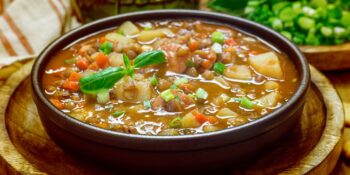 Sopa de legumes com lentilha