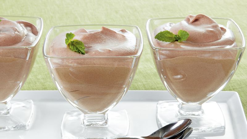 mousse de chocolate com hortelã