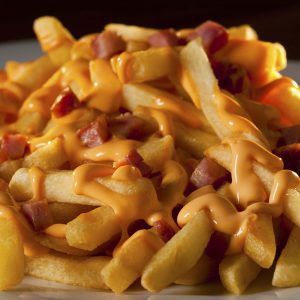 Batata frita com cheddar e bacon