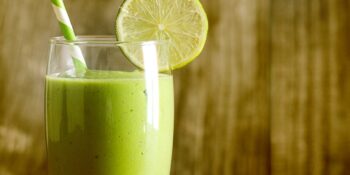 Vitamina de abacate e limão