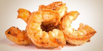 Camarão frito no azeite