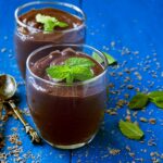 mousse de chocolate com hortelã