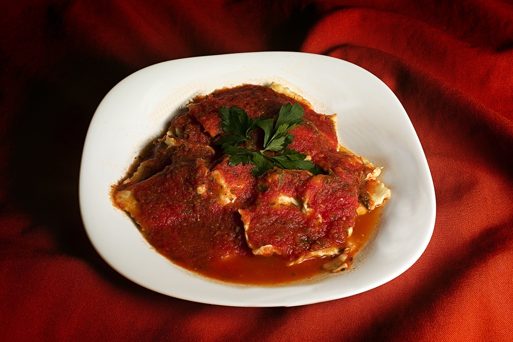 Ravioli ao molho condimentado: receita deliciosa aqui!