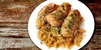Charutos de repolho e arroz