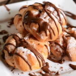 profiteroles com doce de leite