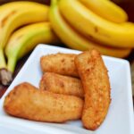 Banana à milanesa sequinha bem empanada tudo gostoso