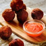 Almôndegas recheadas com queijo tudo gostoso