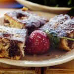 Bolo com geleia de morango | Receita de massa fofinha e macia