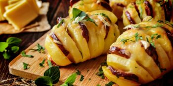 Batata assada com linguiça