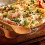 macarrão com lombo defumado macarrão com manteiga e sálvia panelinha macarrão com lombo suíno macarrão com lombo canadense manteiga de sálvia como fazer molho de manteiga e sálvia para massas molho de manteiga e sálvia - panelinha receita com lombo defumado