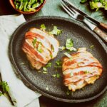 Receita de filé de frango com bacon bem suculento