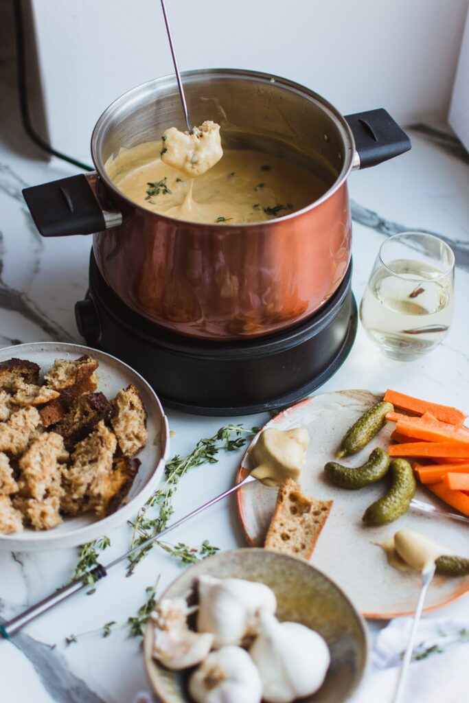 Receita de fondue de queijo prática de preguiçoso [como fazer detalhado]