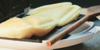 Sanduíche de pão de queijo