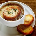 sopa de cebola simples sopa de cebola tradicional sopa de cebola cremosa receita de sopa de cebola francesa sopa de cebola maggi sopa de cebola em pó sopa de cebola tudo gostoso sopa de cebola outback