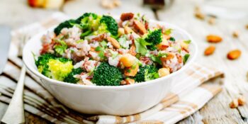 Arroz com brócolis e grão-de-bico