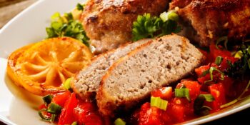 Bolo de carne com especiarias