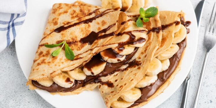 Crepe com banana e nutella