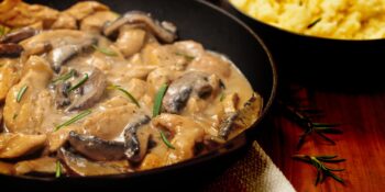 Frango com cogumelos