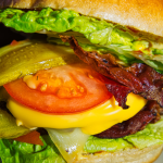 hambúrguer de ovo mexido e bacon - 2