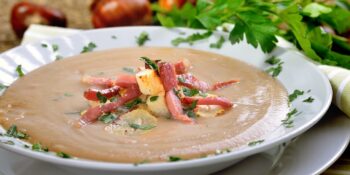 Sopa de castanha portuguesa e bacon