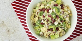 Salada de batata com castanha de caju e cranberry seca