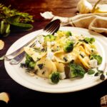 Ravióli ao molho de ricota | Receita de massa e molhos com espinafre, nozes ou tradicional