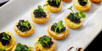 Torrada com caviar