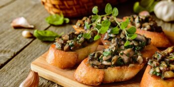 Bruschetta com cogumelos