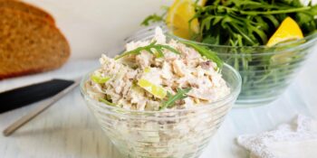 Salada de frango com aipo