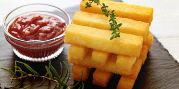 Polenta frita crocante