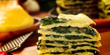 Camadas de crepe e acelga