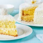 Receita de torta com coco cremosa tradicional para arrasar na sobremesa