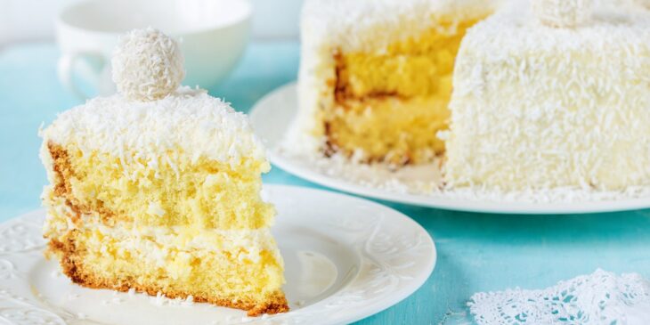 Receita de torta com coco cremosa tradicional para arrasar na sobremesa