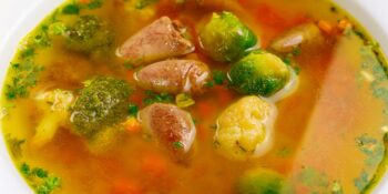 Sopa de coração de frango e legumes