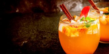 Cocktail de laranja e maçã