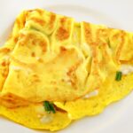 Receita de omelete com requeijão e cebolinha (poucos ingredientes)