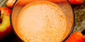 Suco de laranja, maçã e gengibre