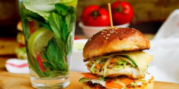 Hambúrguer de filé de frango