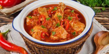 Frango com tomate