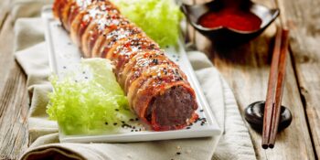 Rocambole de carne de porco e bacon