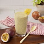 Suco de coco com maracujá