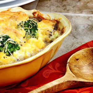 Receita de caçarola com brócolis bem cremosa e fácil