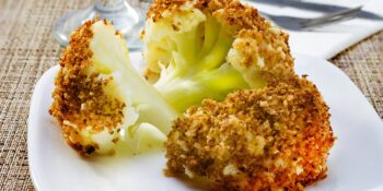 Couve-flor ao alho e queijo