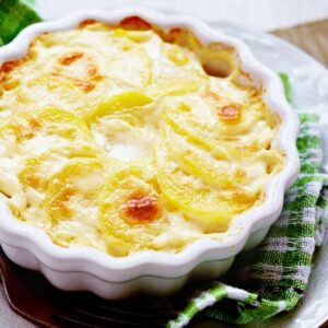 gratinado de linguiça e batata tudo gostoso