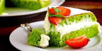 Bolo de limão com creme