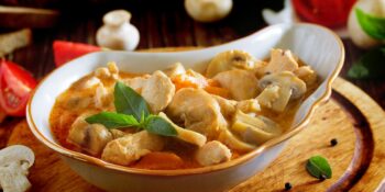 frango ensopado com curry