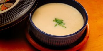 Sopa de queijo brie