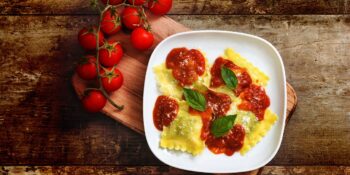 Massa com molho de tomate