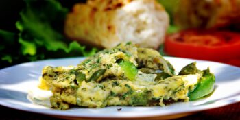 Omelete com ervas finas